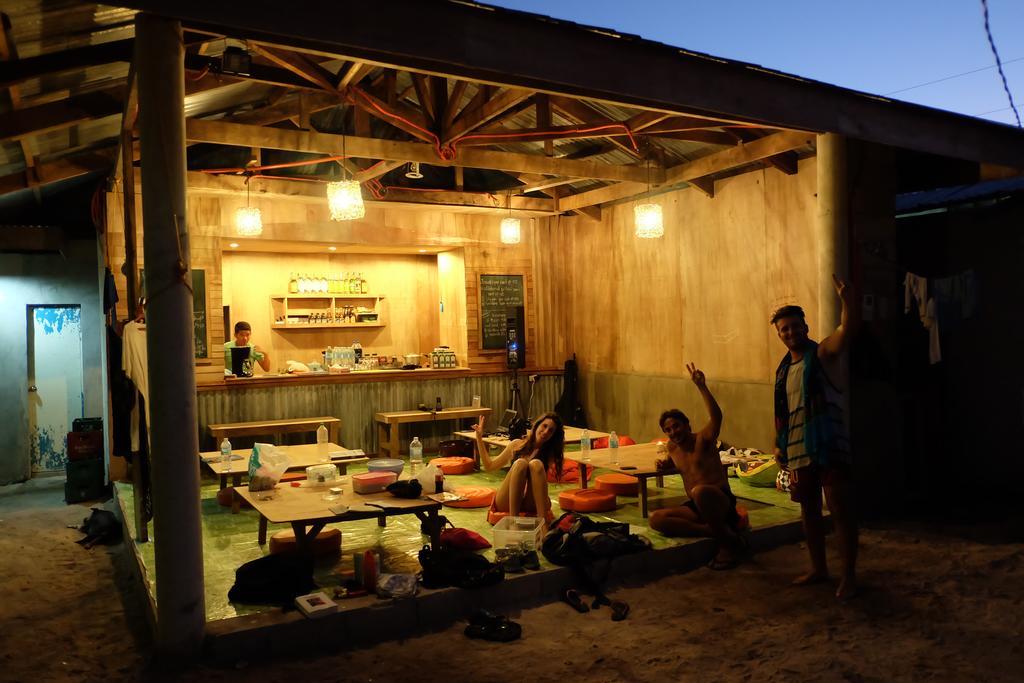Malapascua Budget Inn Mbi Dive Center Εξωτερικό φωτογραφία